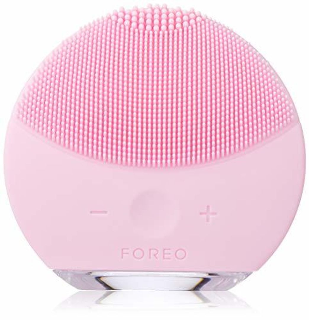 LUNA mini 2 de FOREO es el limpiador facial con modo anti-edad.
