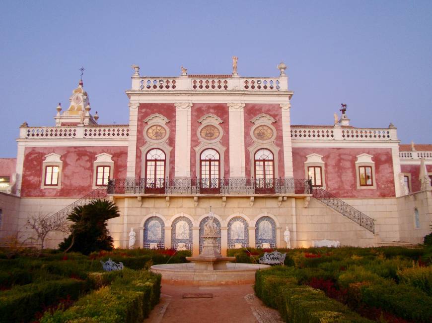 Lugar Pousada Palacio de Estoi