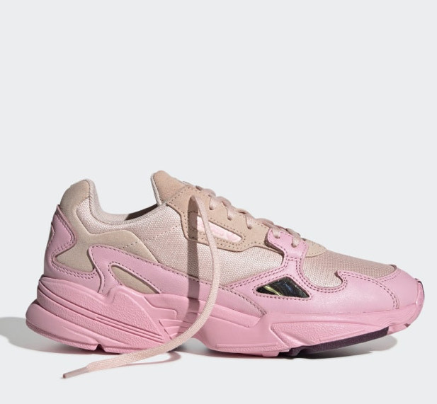 Social Adidas 8