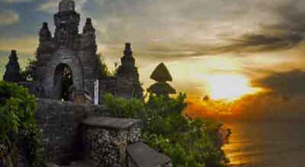 Lugar Uluwatu Temple