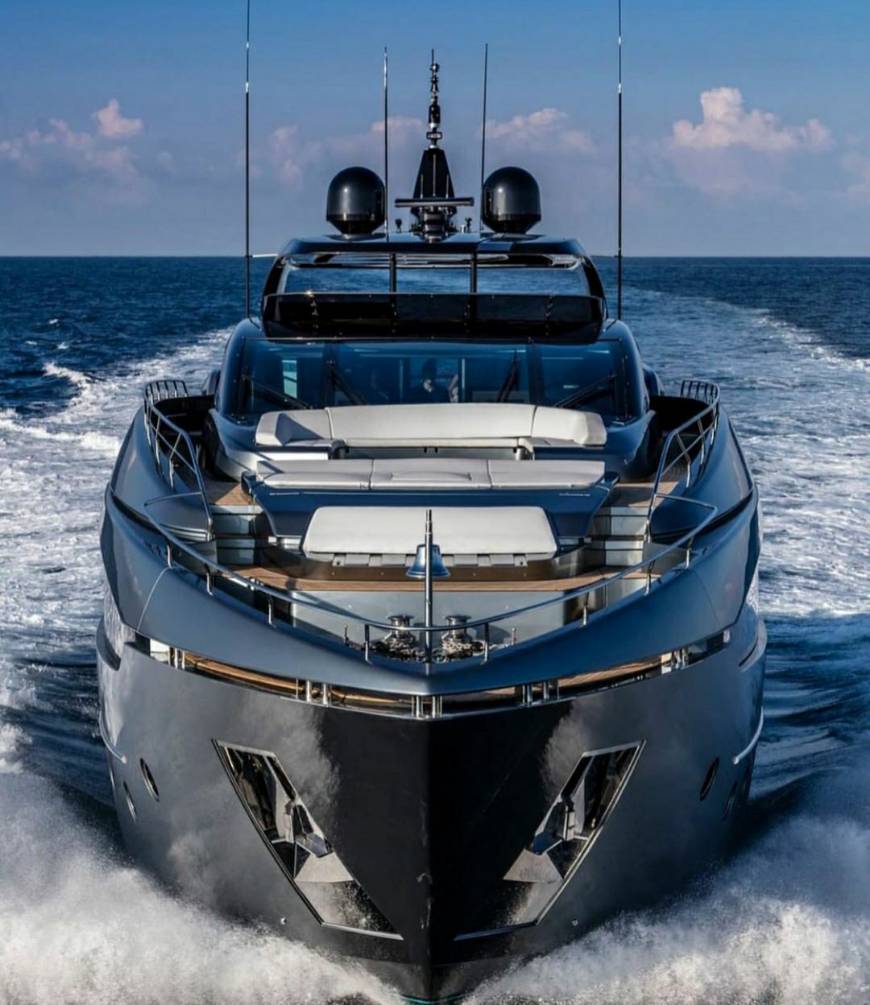 Product Yacht