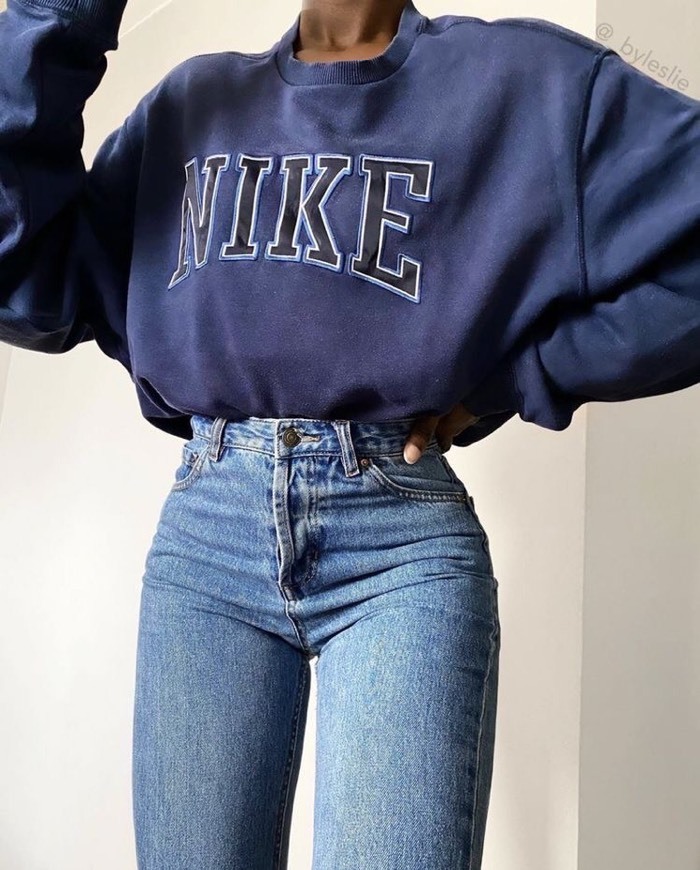 Products Vintage nike sweater ✨