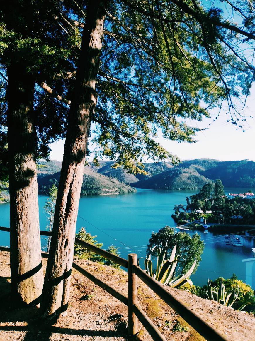 Lugar LAGO AZUL