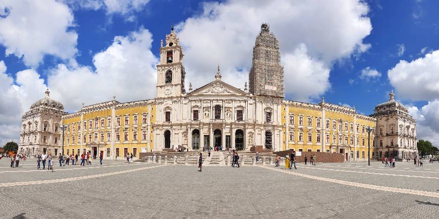 Place Mafra National Palace