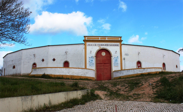 Place Praça de Touros de Tomar