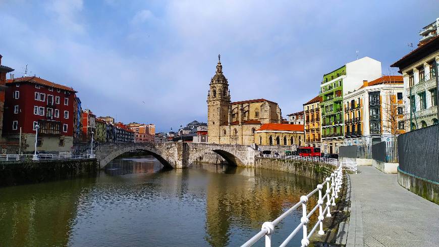 Lugar Ría del Nervión O de Bilbao