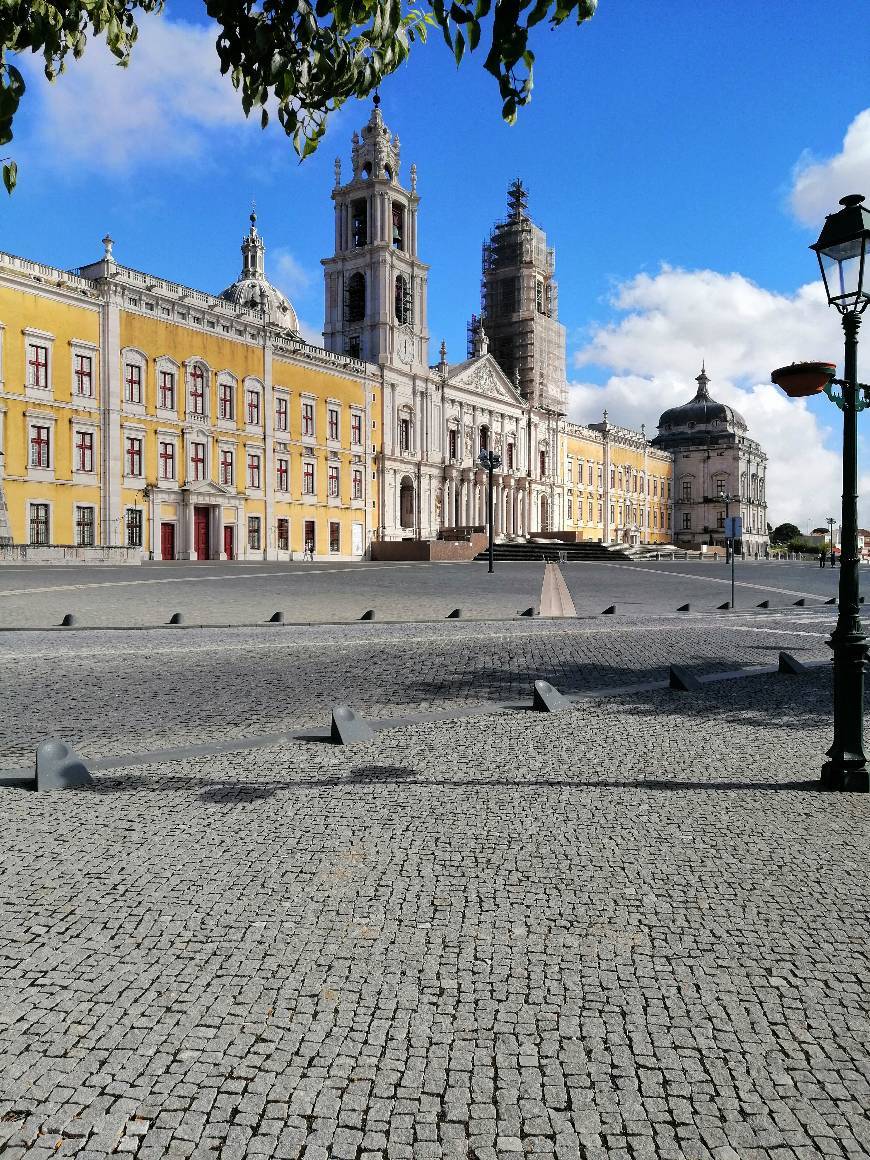 Place Mafra