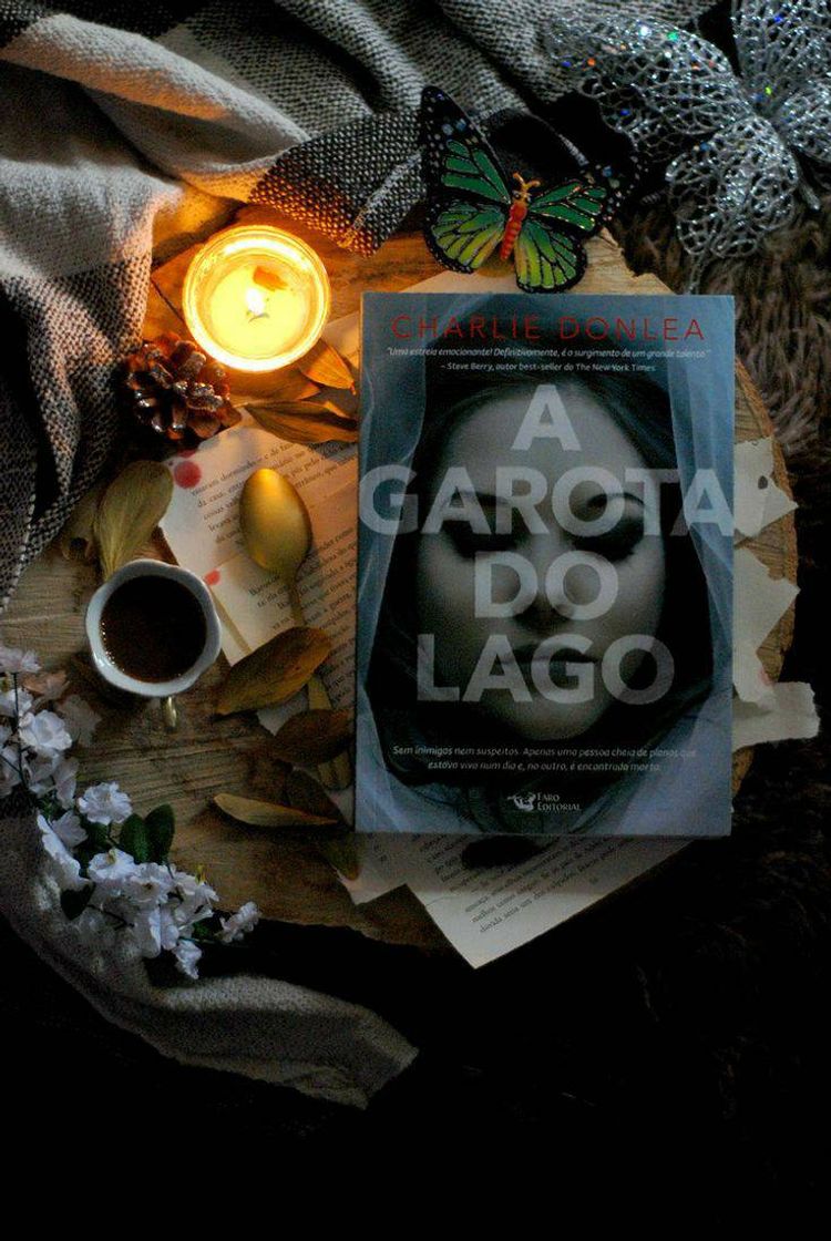 Fashion Livro - A garota do lago