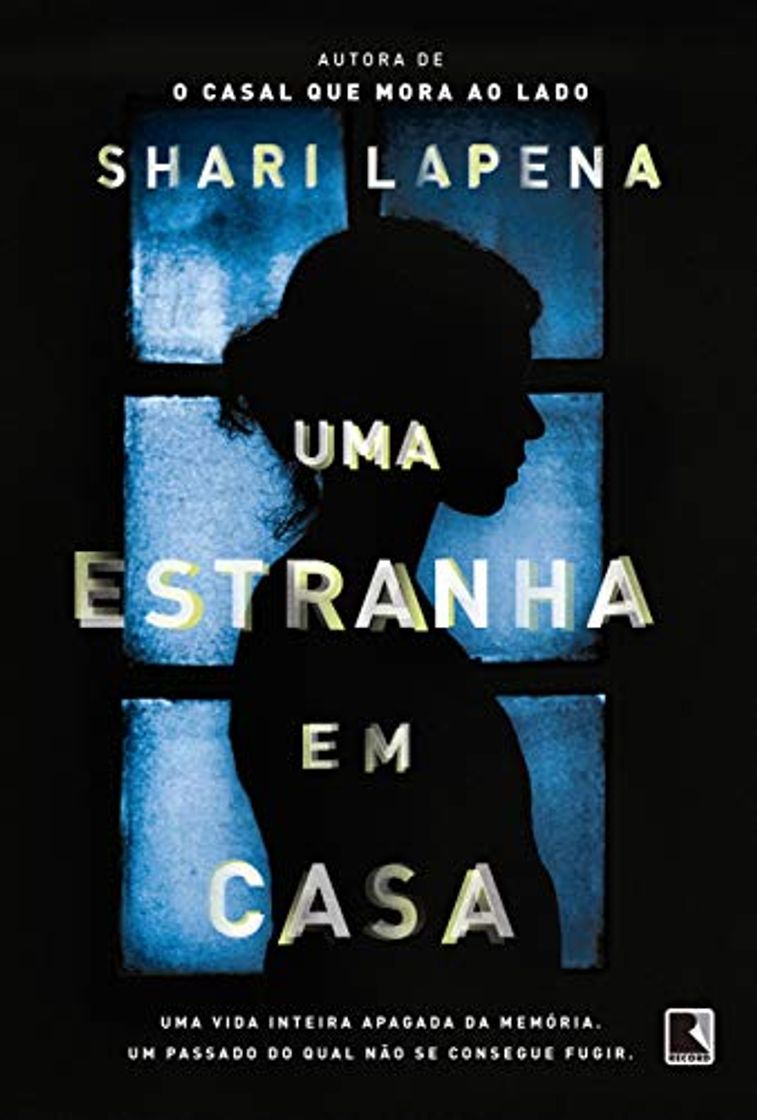 Libro Uma Estranha em Casa