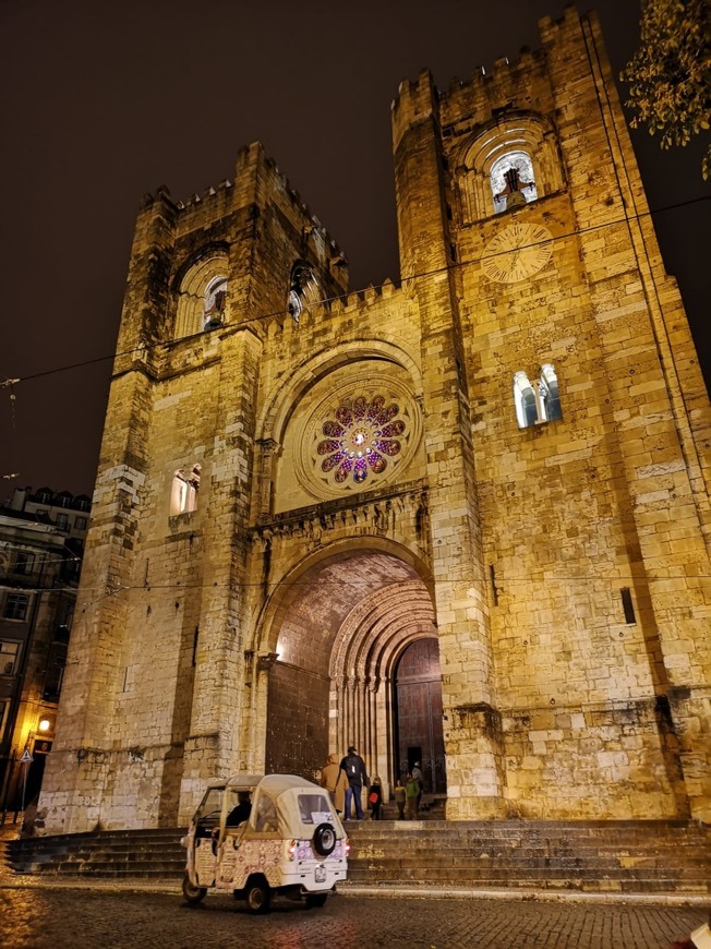 Fashion Sé de Lisboa, vista nocturna