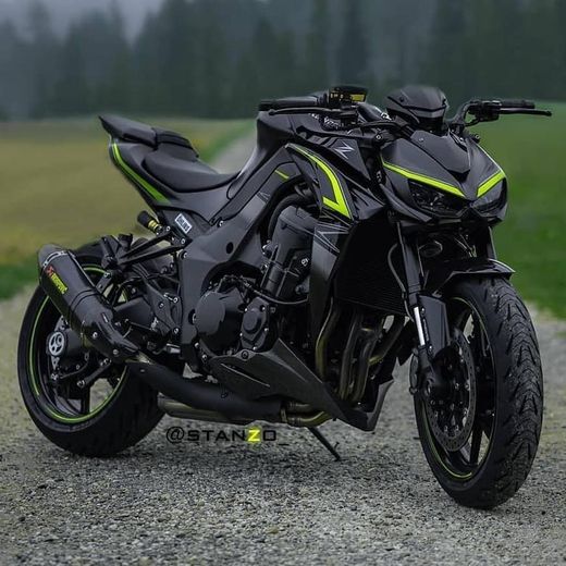 Kawasaki Z1000