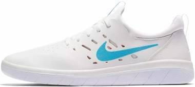 Nike SB Nyjah Free, Zapatillas de Deporte para Hombre, Multicolor