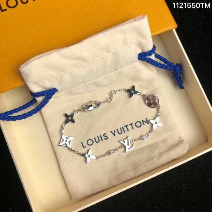 Social Louis Vuitton bracelet