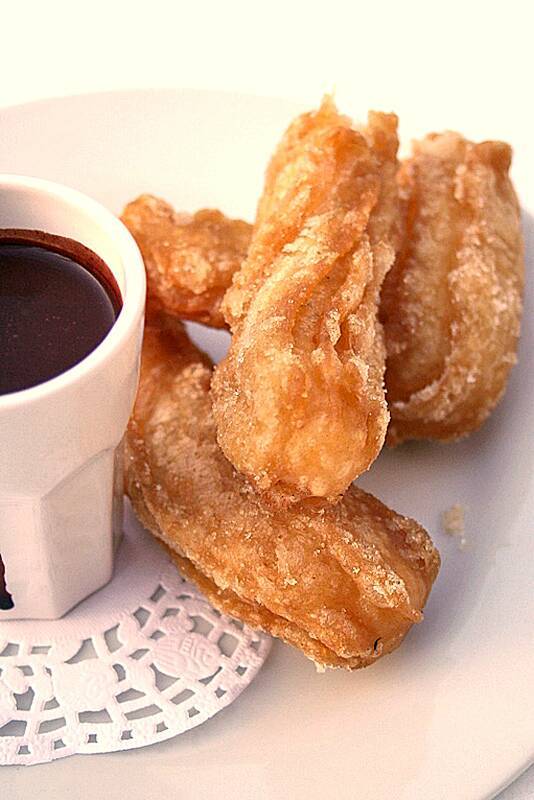 Moda Churros con chocolate.