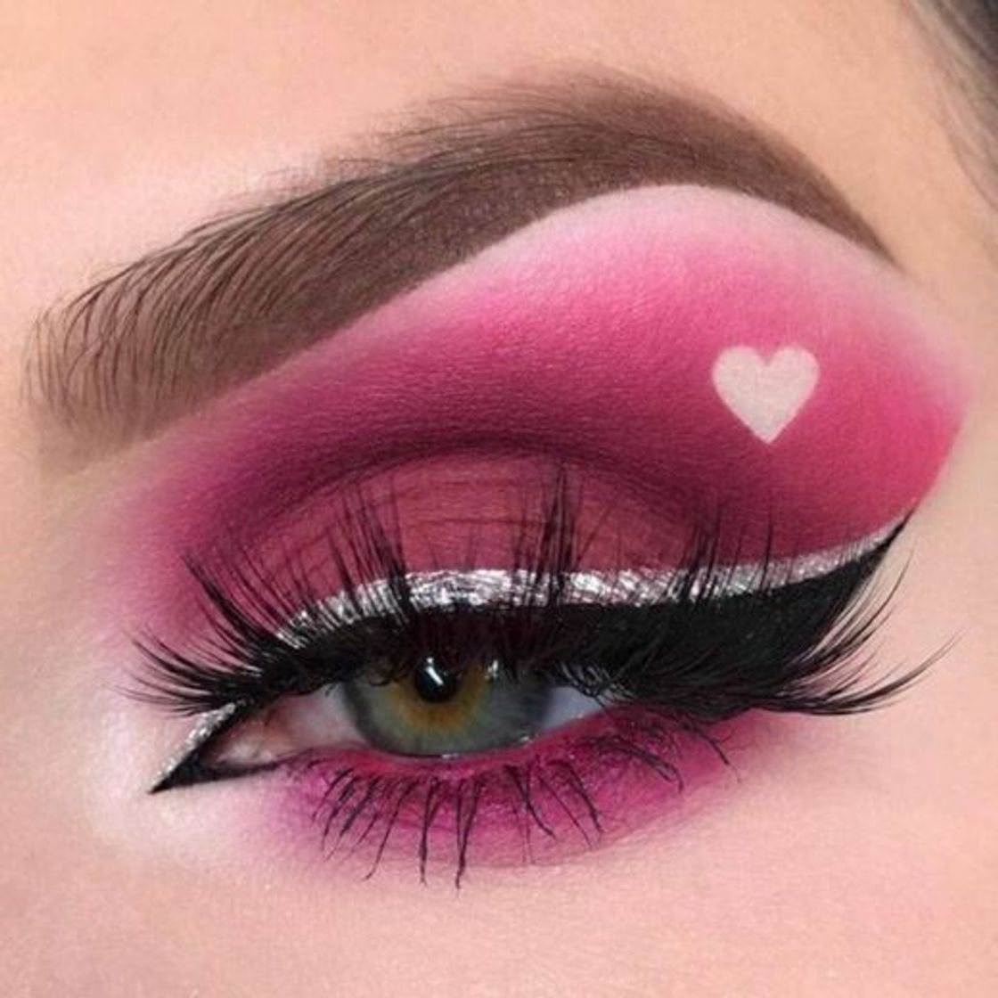 Moda Make rosa com coração ❤️