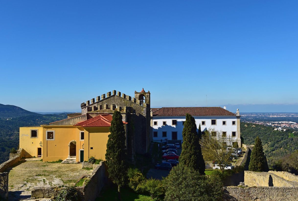 Place Castelo de Palmela