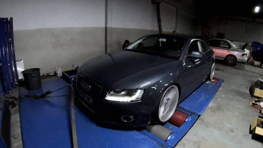 Audi A5 Is Powertec
