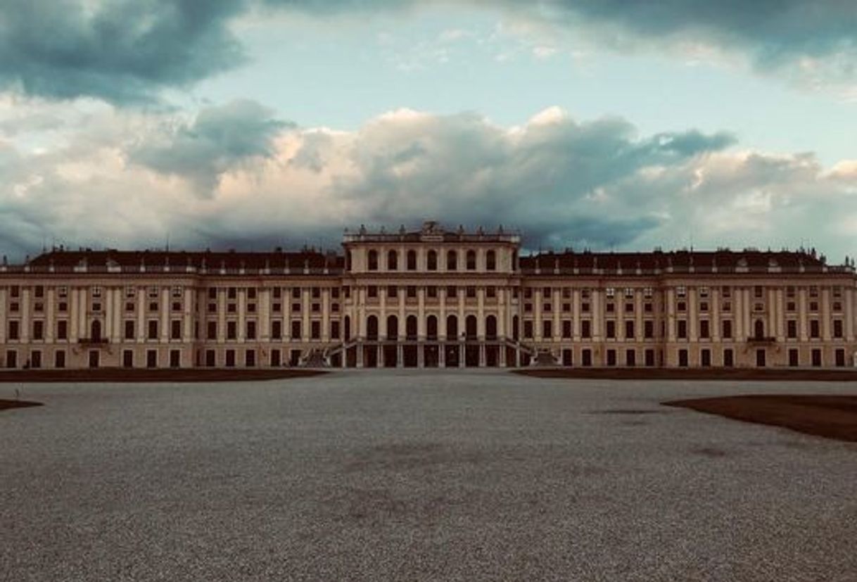 Place Palacio Schönborn-Batthyány