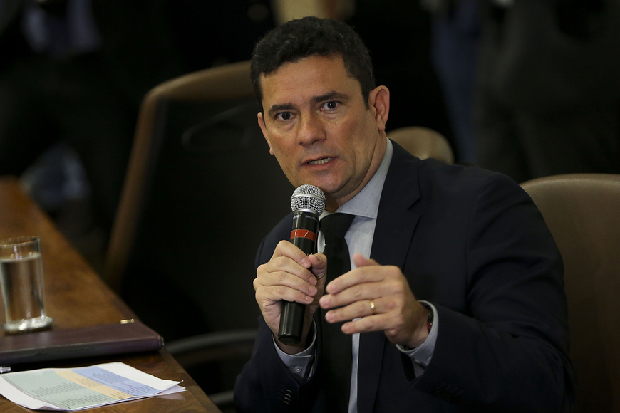 Moda Ministro Moro ameaça deixar o governo caso Bolsonaro demita