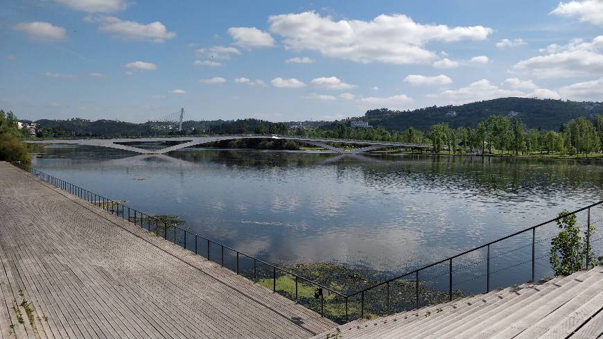 Place Ponte Pedro e Inês