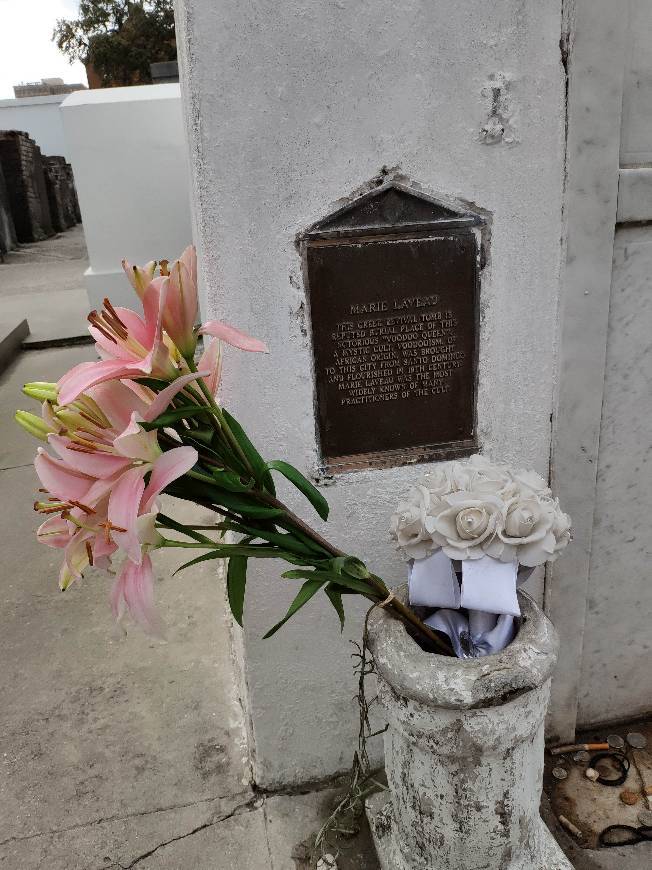 Place St. Louis Cemetery No. 1