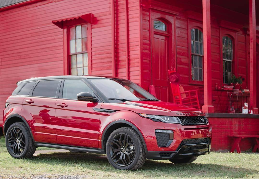 Social Range Rover Evoque