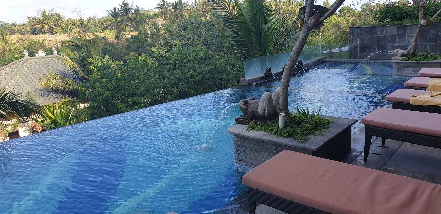 Place SereS Springs Resort & Spa