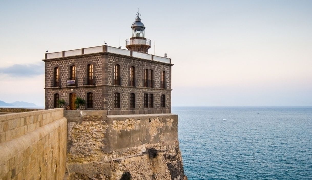 Place Faro de Melilla la Vieja