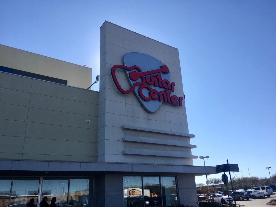 Place Guitar Center