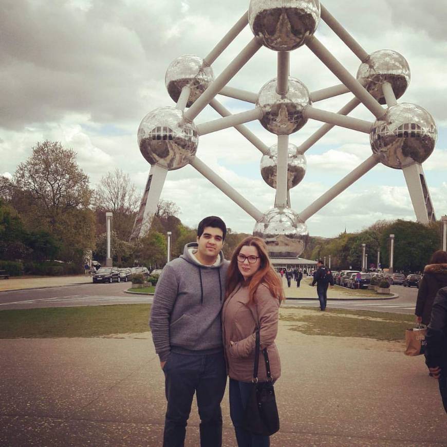 Lugar Atomium