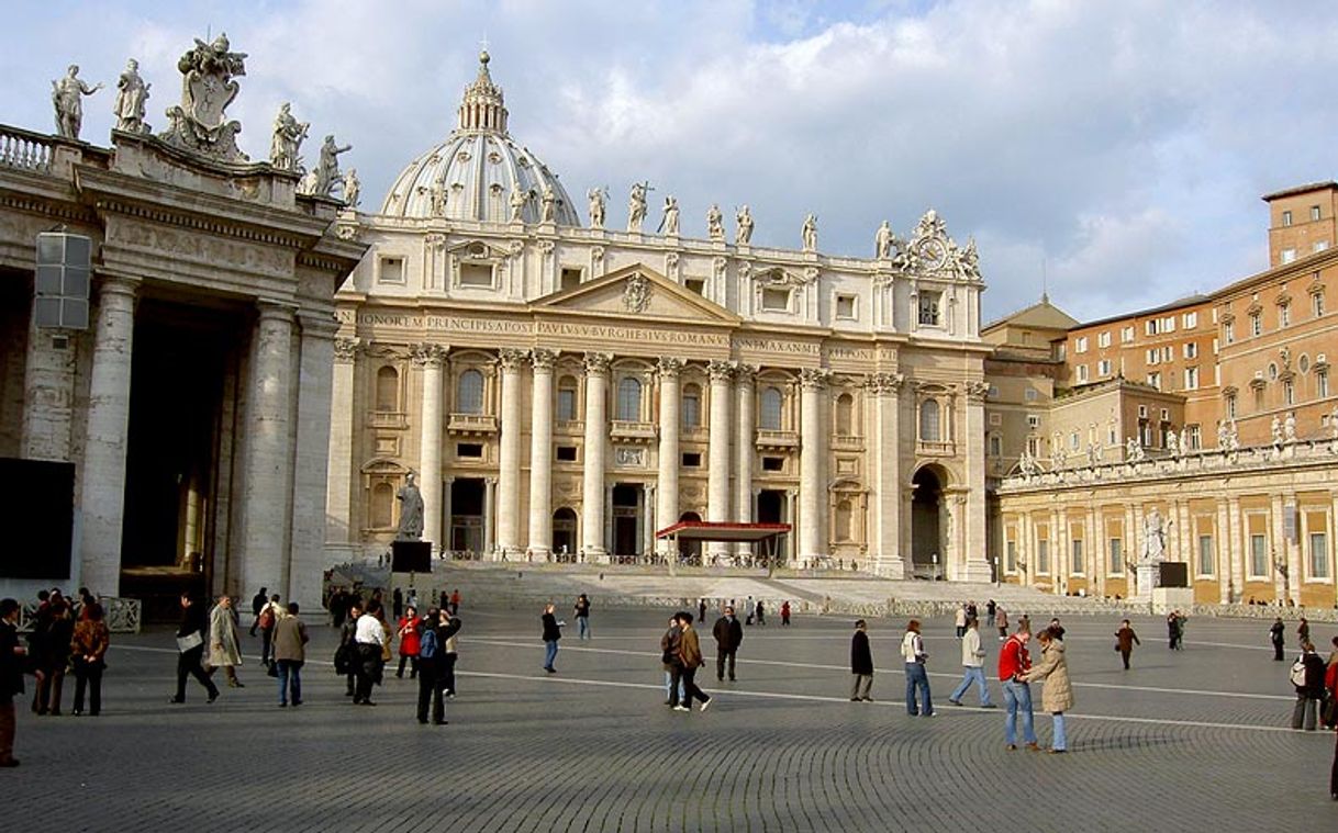 Place Basílica de San Pedro