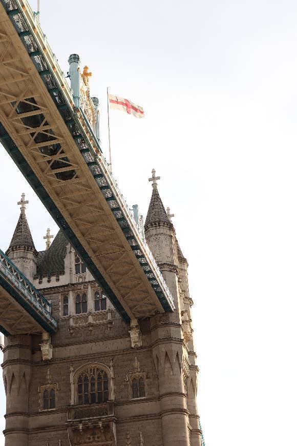 Place Tower Bridge