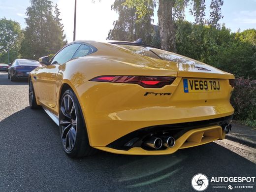 Jaguar F-TYPE R Coupé