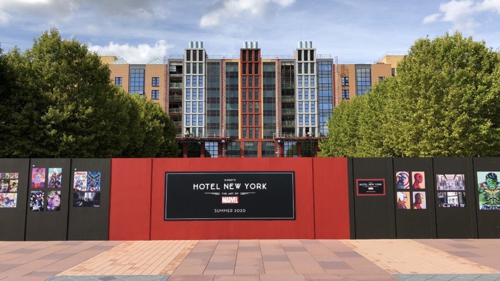 Place Disney's Hotel New York