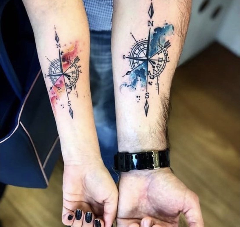 Social Tatto colorida Bússola 🧭 