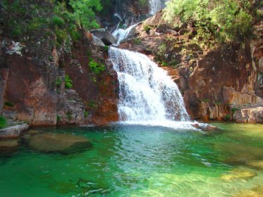 Place Cascata Fecha de Barjas (Tahiti)