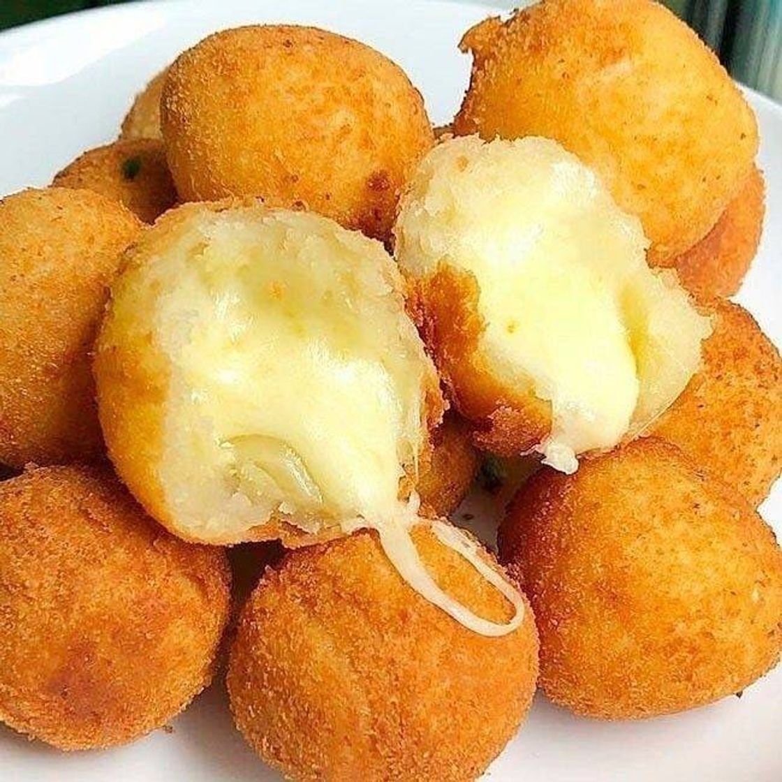 Social Bolinho de batata recheada 😋
