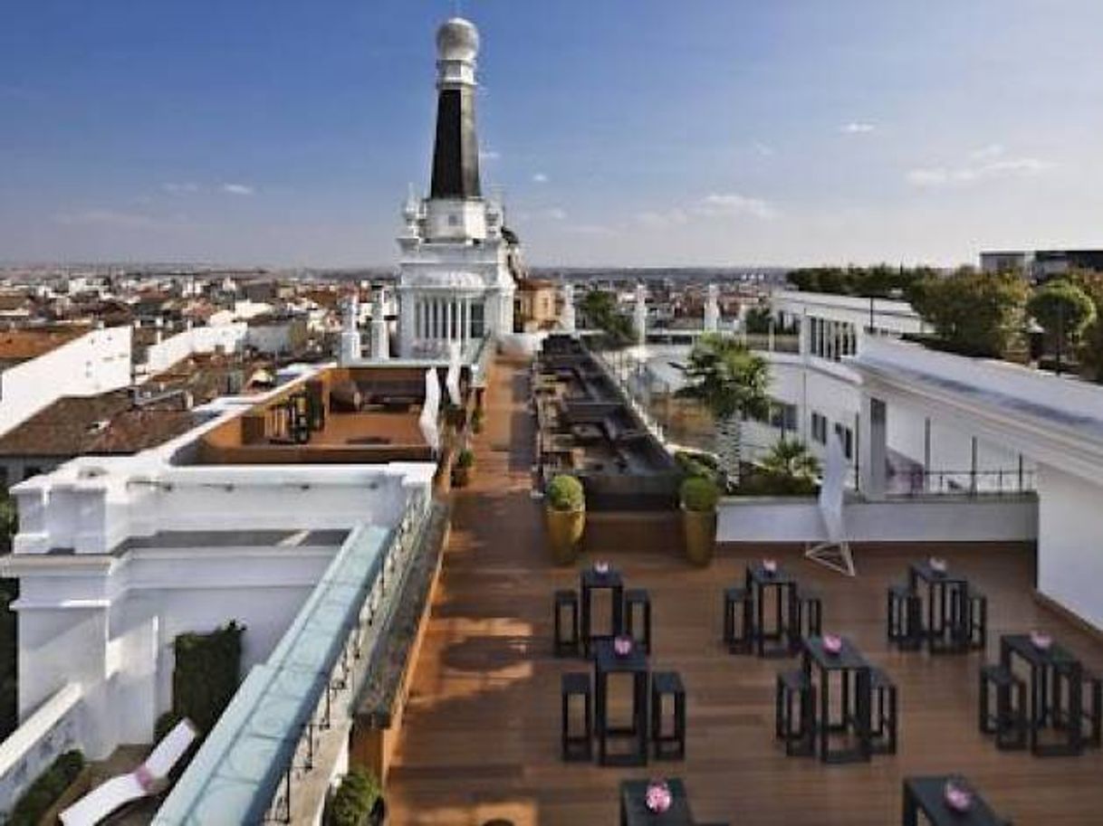 Lugar Radio Rooftop Bar Madrid