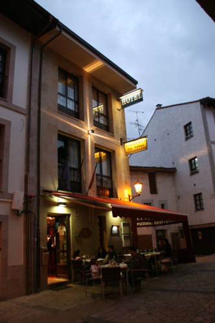 Restaurantes PIZZERIA LOS MOLINOS