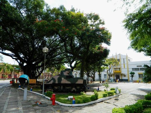 Praça Presidente Antônio Carlos