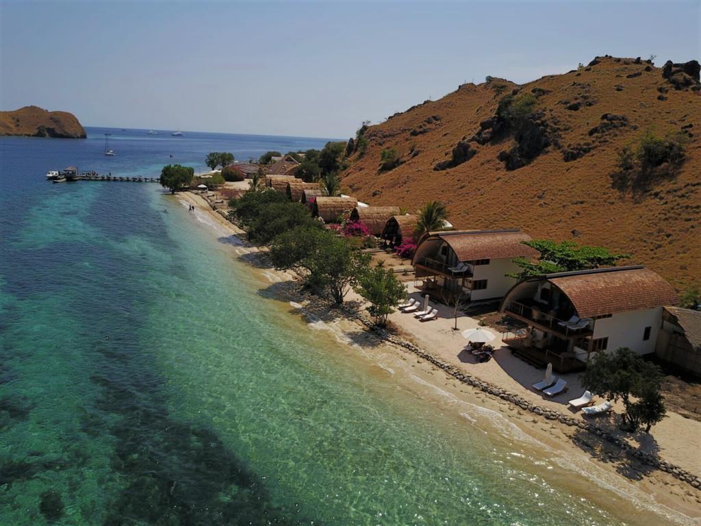 Place Komodo Resort and Diving Club