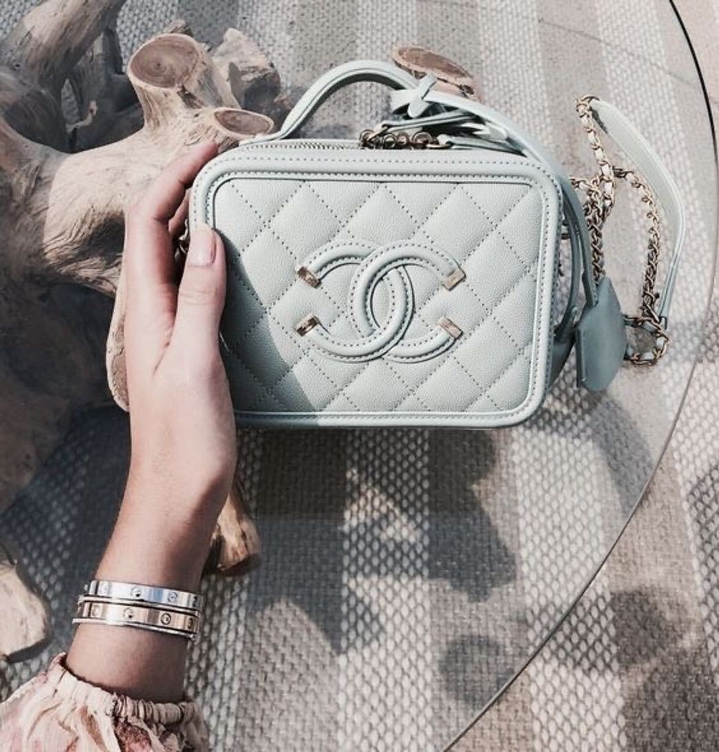 Moda Chanel vanity case bag