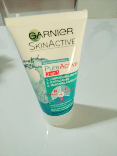 Garnier skin active 