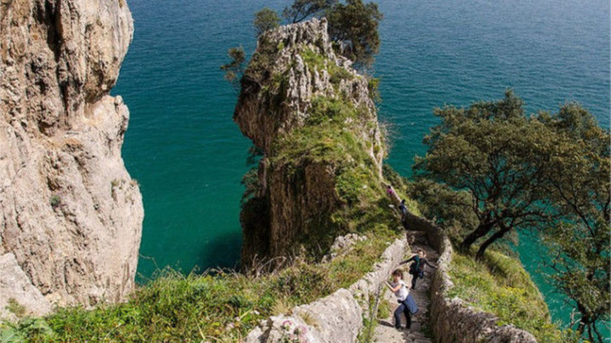 Lugar Faro del Caballo
