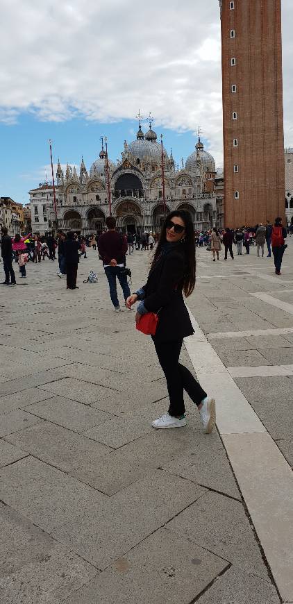 Place Venecia