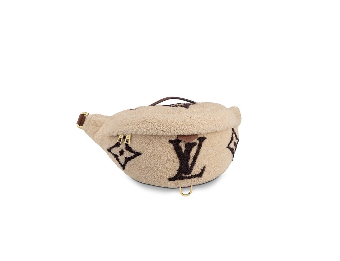 Products BUMBAG • LV