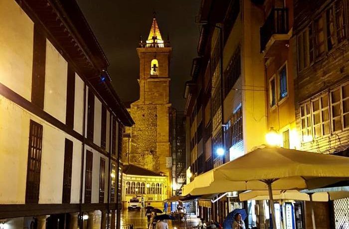 Place Tour por Oviedo