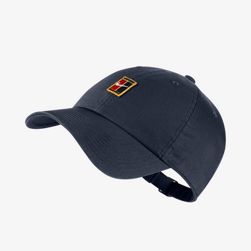 Social NikeCourt Heritage86