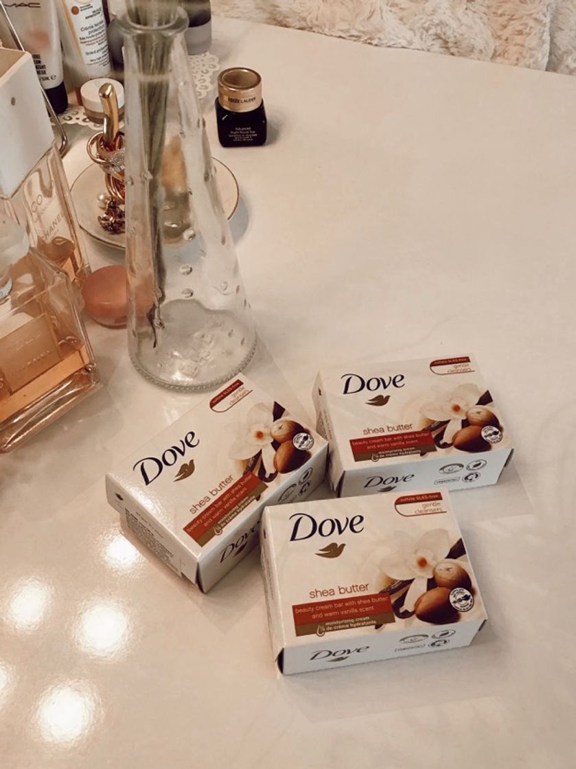 Social Dove Shea Butter Beauty Soap Bar Vanilla Scented Moisturising