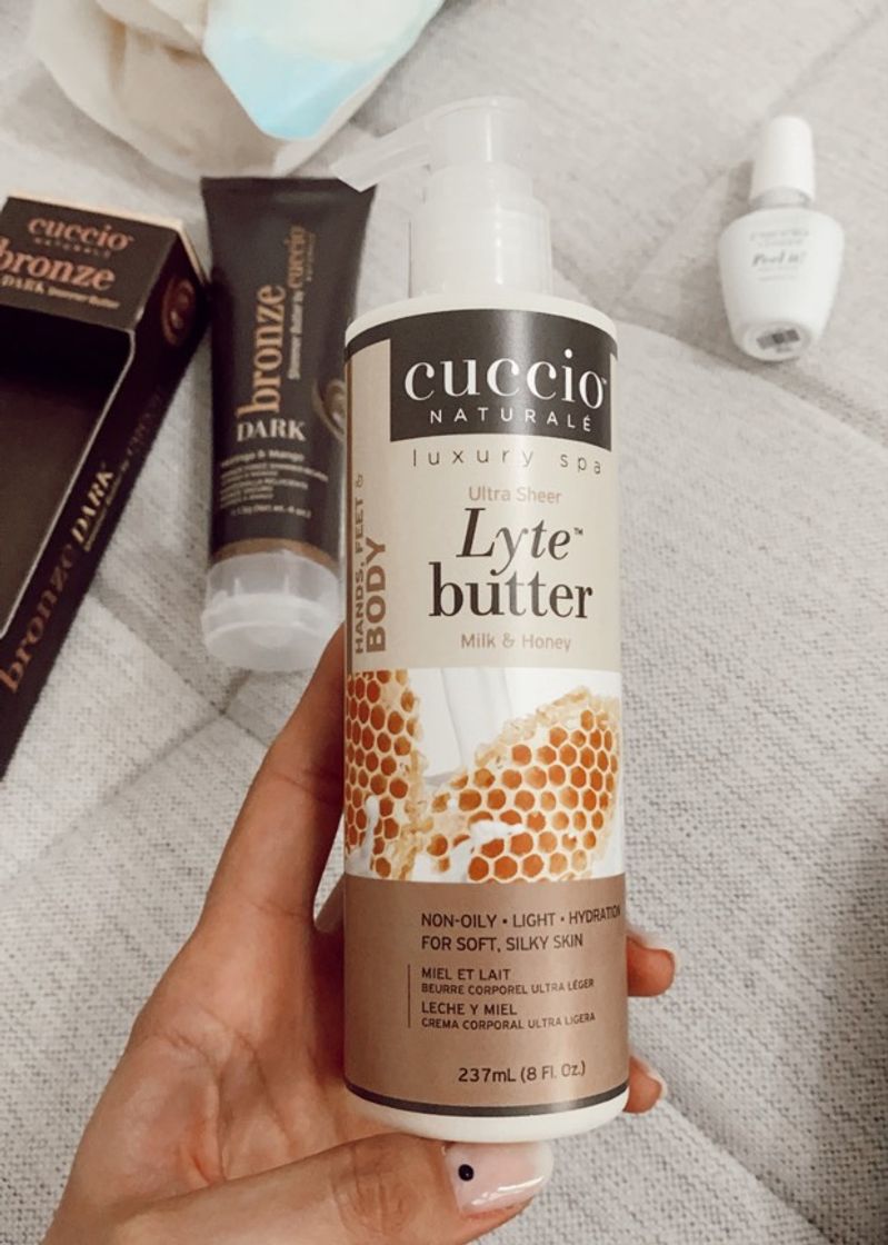 Social Cuccio Naturalé Lyte Milk & Honey Ultra Sheer Butter
